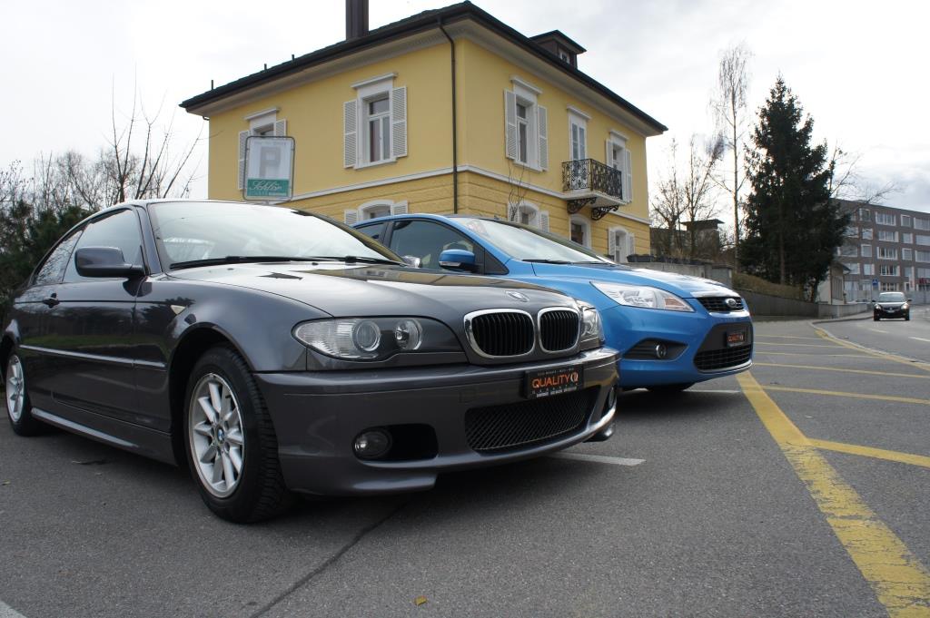 Ausgestellte Autos